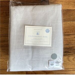 Pottery Barn Kids Evelyn Linen Blackout Panels in Gray
